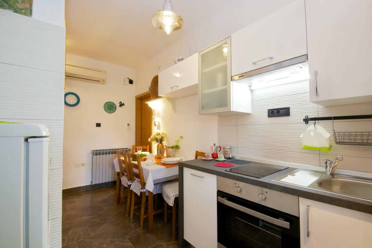 Melanija 2 Daire Rovinj Dış mekan fotoğraf